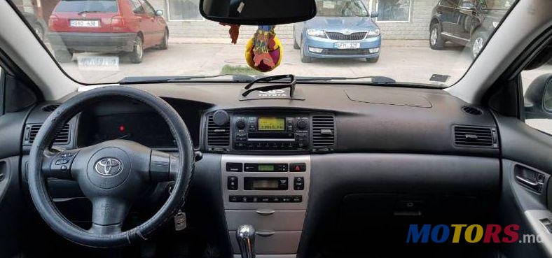 2005' Toyota Corolla photo #1