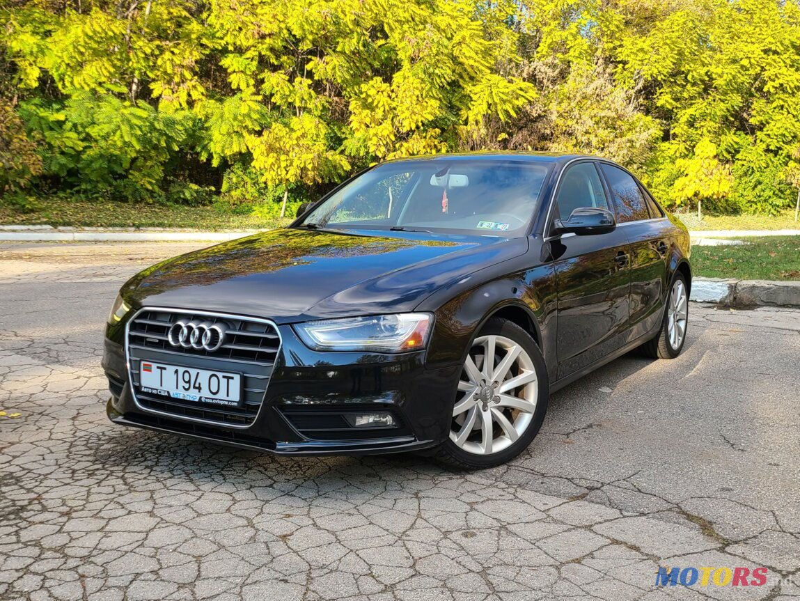 2012' Audi A4 photo #1