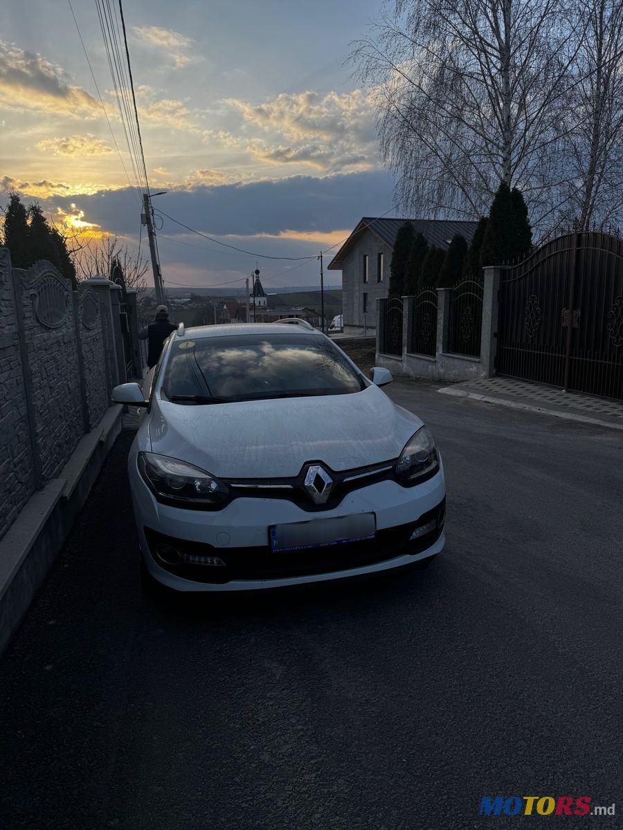 2014' Renault Megane photo #2