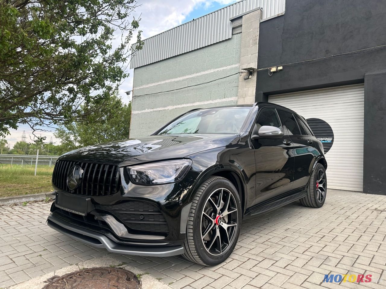 2019' Mercedes-Benz GLC photo #1