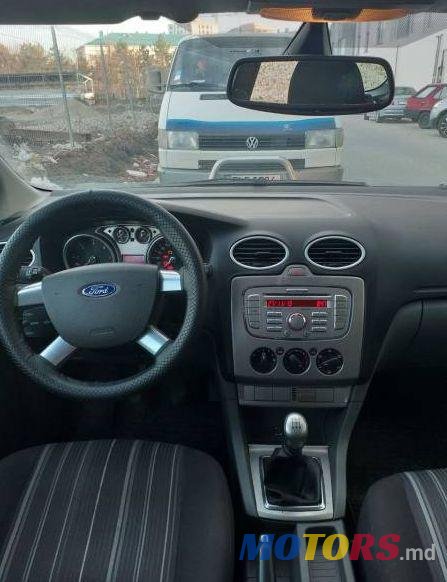 2009' Ford Focus photo #1