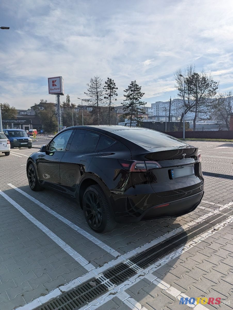 2022' Tesla Model Y photo #2