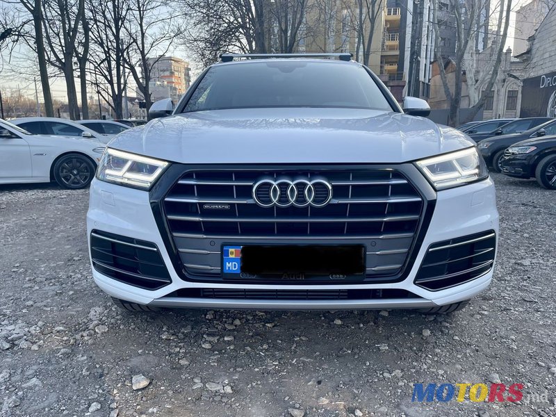 2019' Audi Q5 photo #1