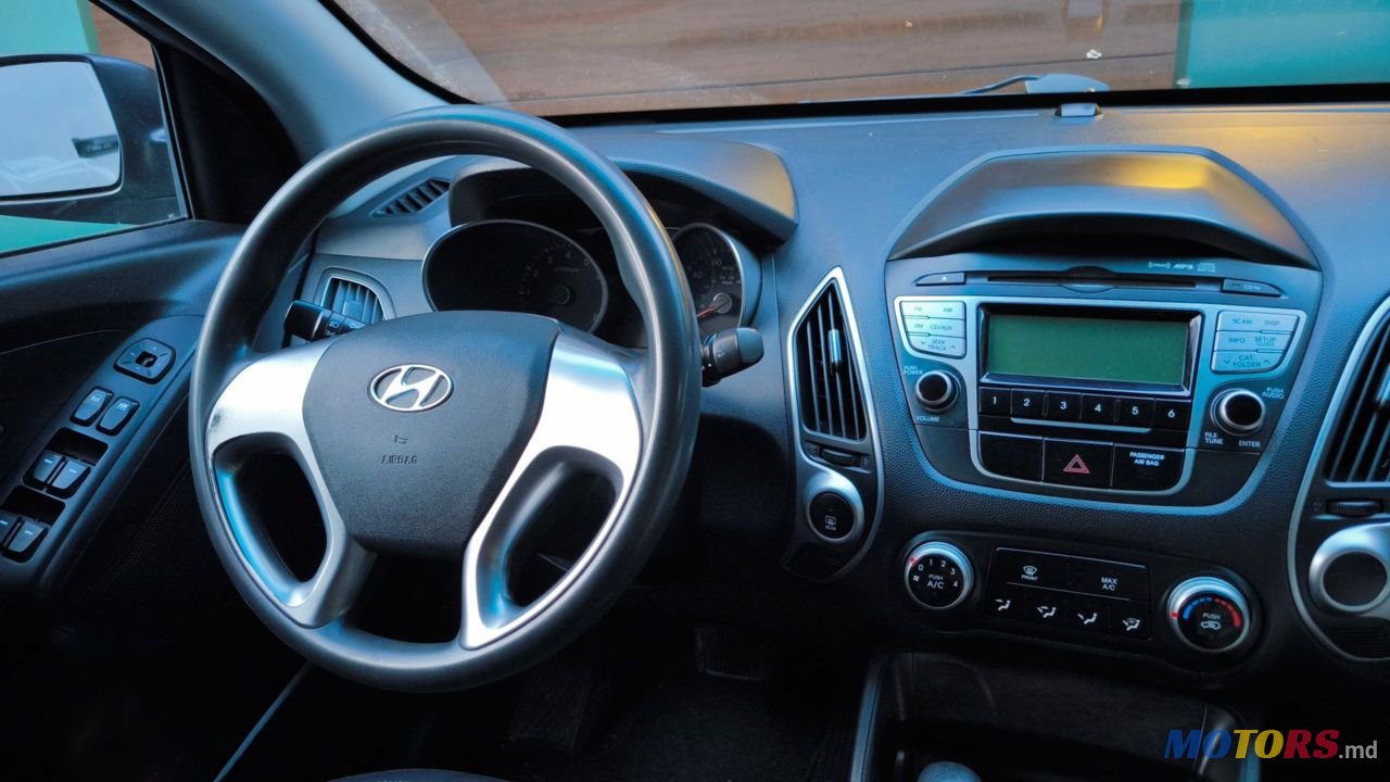 2010' Hyundai ix35 photo #5