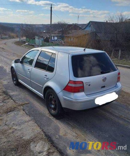 2003' Volkswagen Golf photo #1