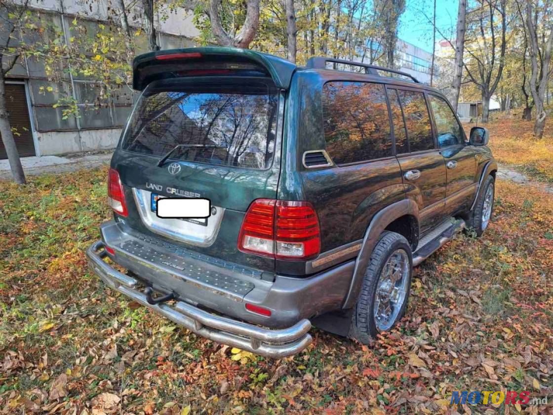 1999' Toyota Land Cruiser photo #2
