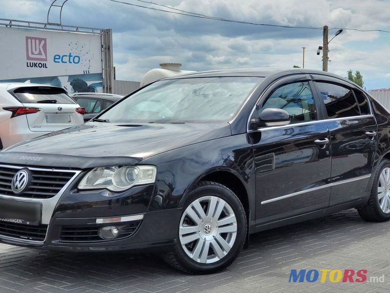 2009' Volkswagen Passat photo #1