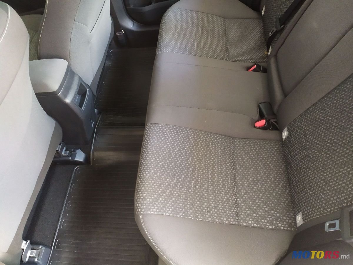 2017' Toyota Corolla photo #4