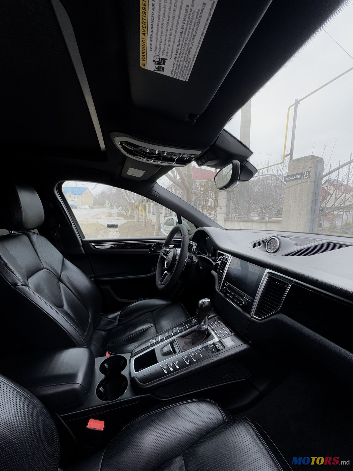 2017' Porsche Macan photo #4