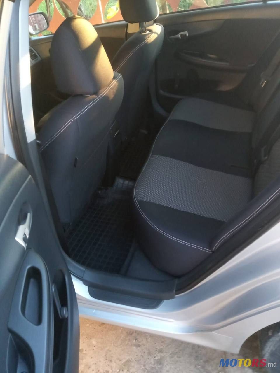 2010' Toyota Corolla photo #6