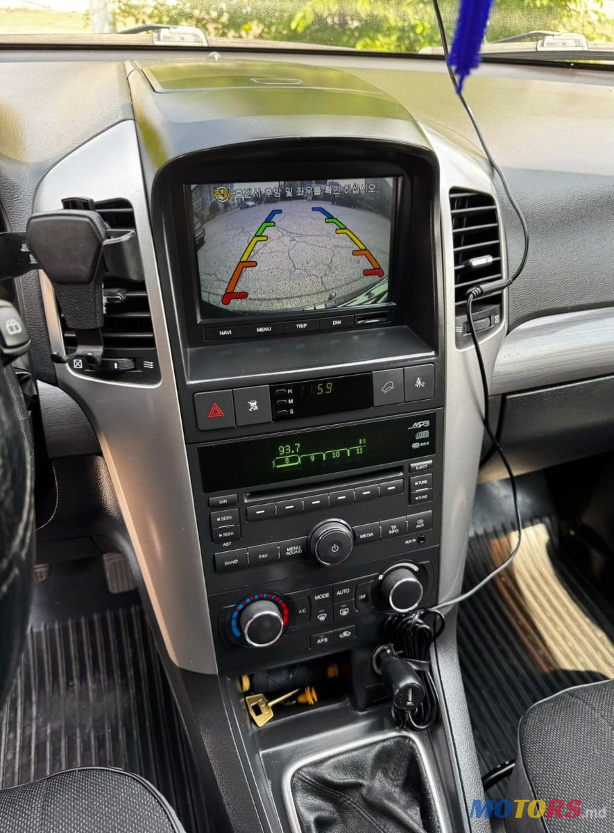 2010' Chevrolet Captiva photo #4