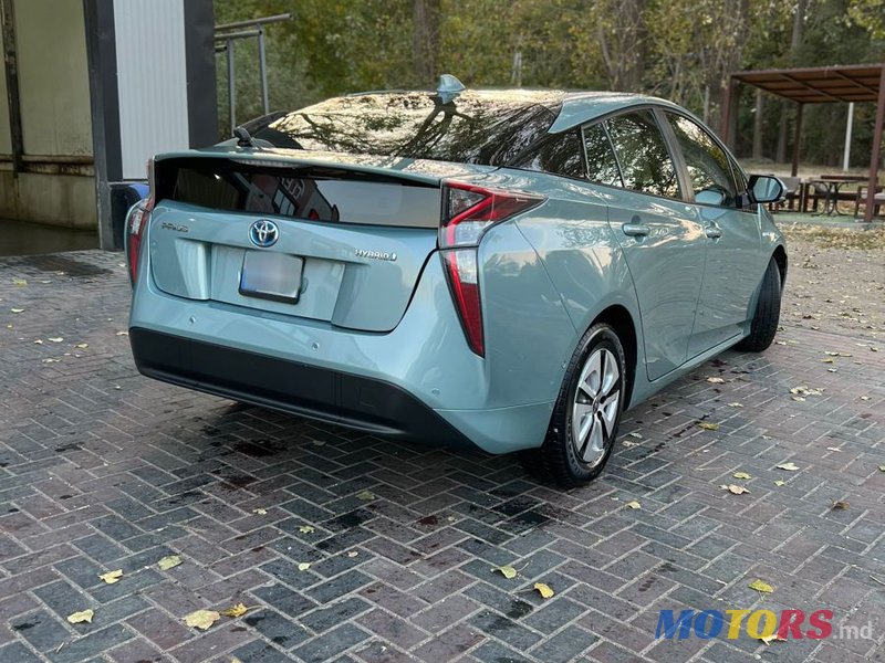 2016' Toyota Prius photo #4