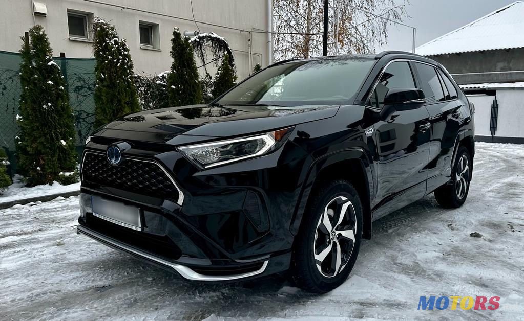 2021' Toyota RAV4 photo #3