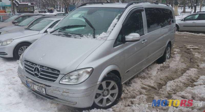 2004' Mercedes-Benz Viano photo #1