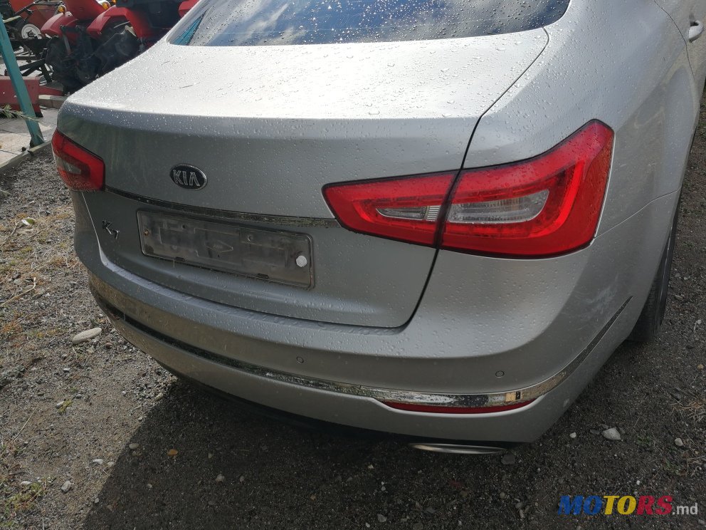 2013' Kia Cadenza photo #4