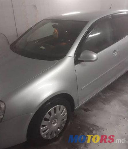 2006' Volkswagen Golf photo #3