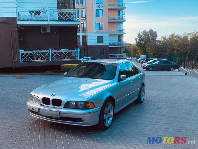 2002' BMW 5 Series photo #1