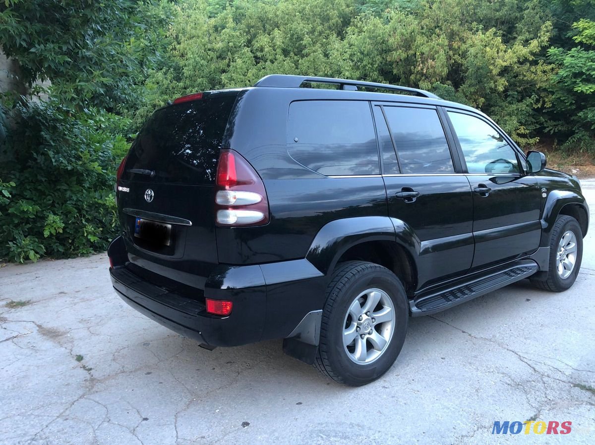 2009' Toyota Land Cruiser Prado photo #2