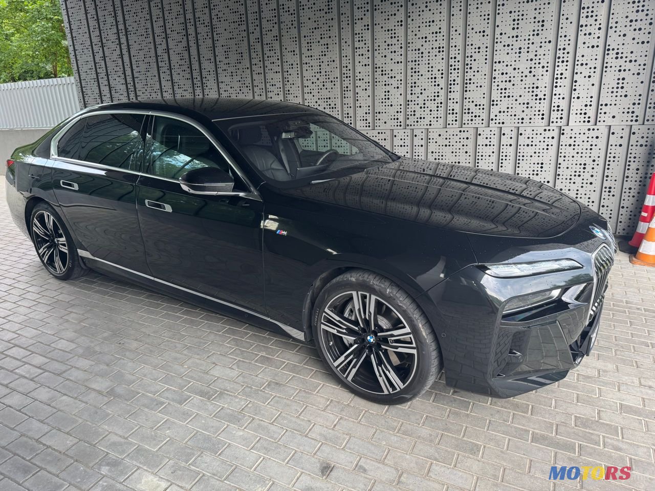 2023' BMW 7 Series photo #4