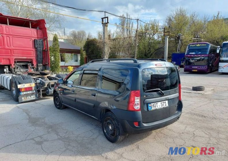 2007' Dacia Logan Mcv photo #5