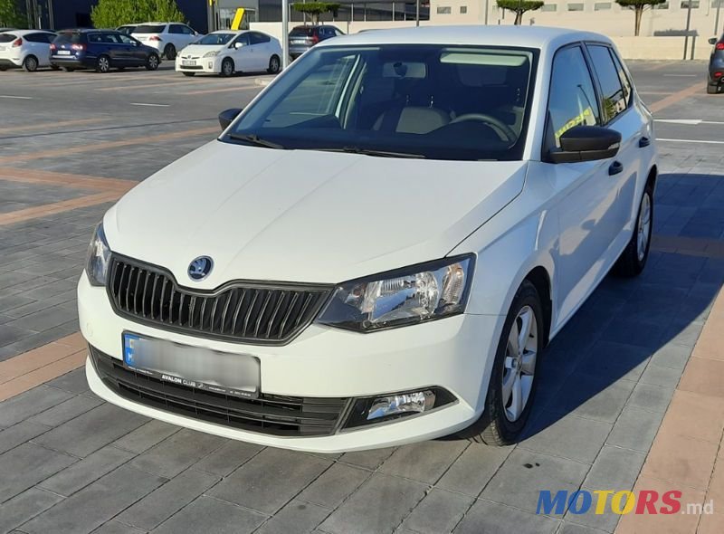 2016' Skoda Fabia photo #2