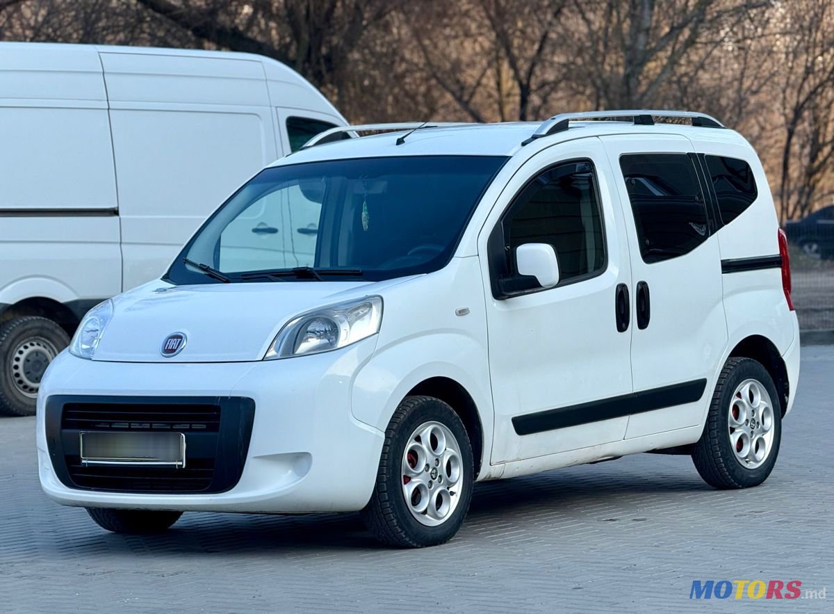2012' Fiat Qubo photo #2