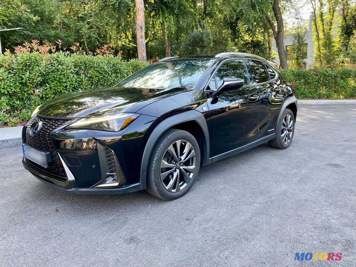 2019' Lexus UX photo #1