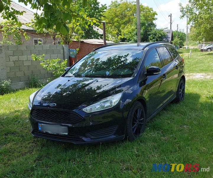 2015' Ford Focus photo #3