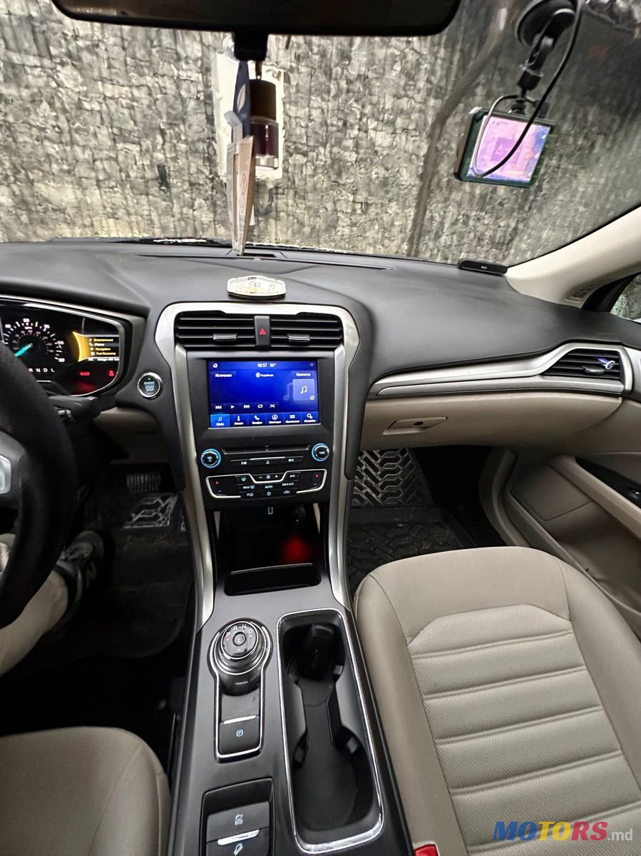 2018' Ford Fusion photo #5