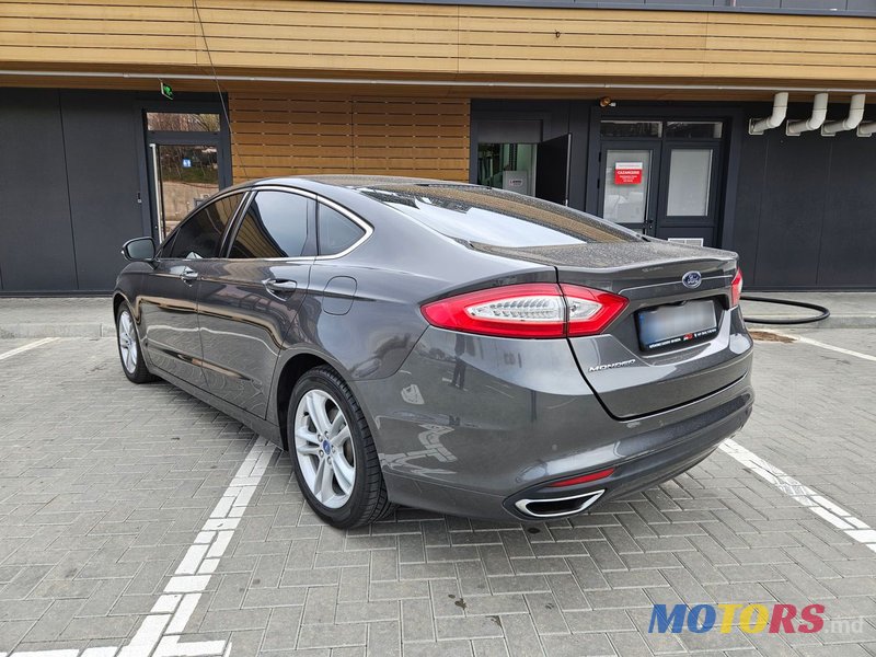 2015' Ford Mondeo photo #2