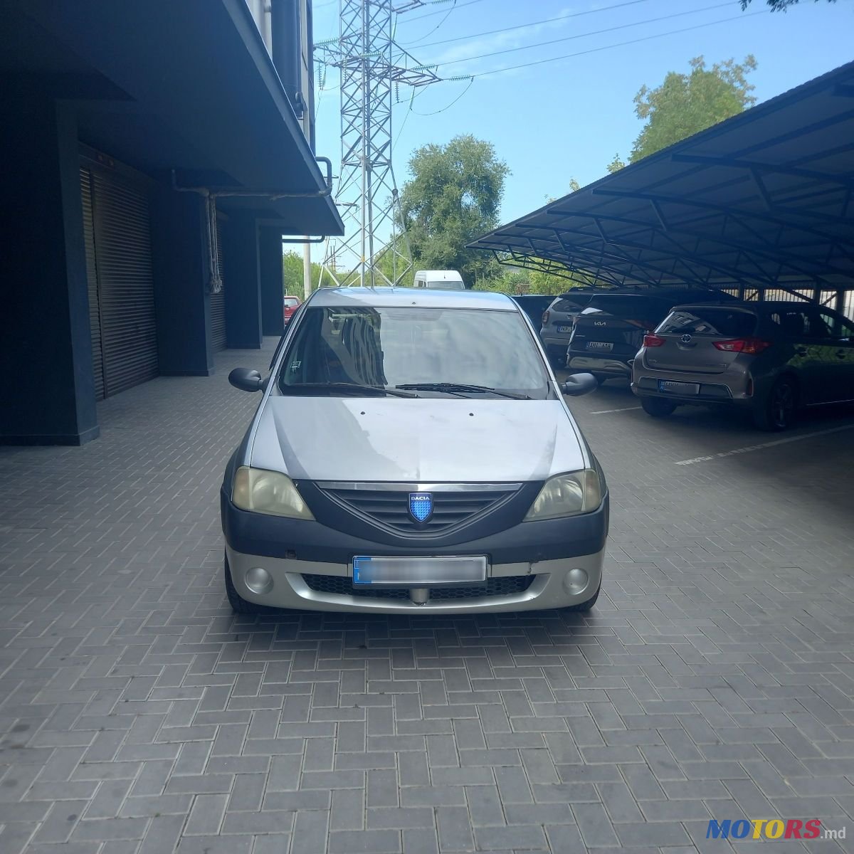 2006' Dacia Logan photo #2