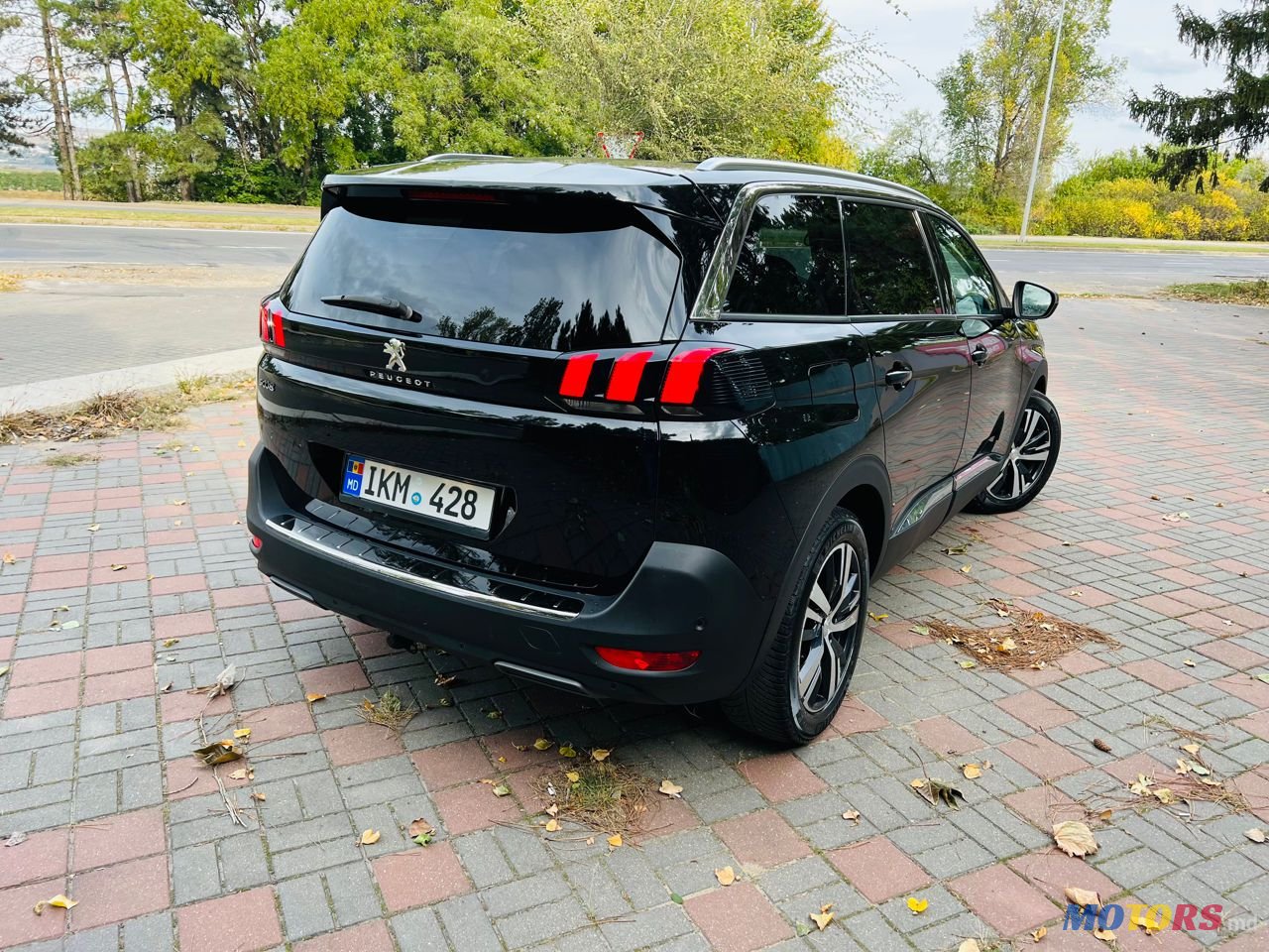 2018' Peugeot 5008 photo #3