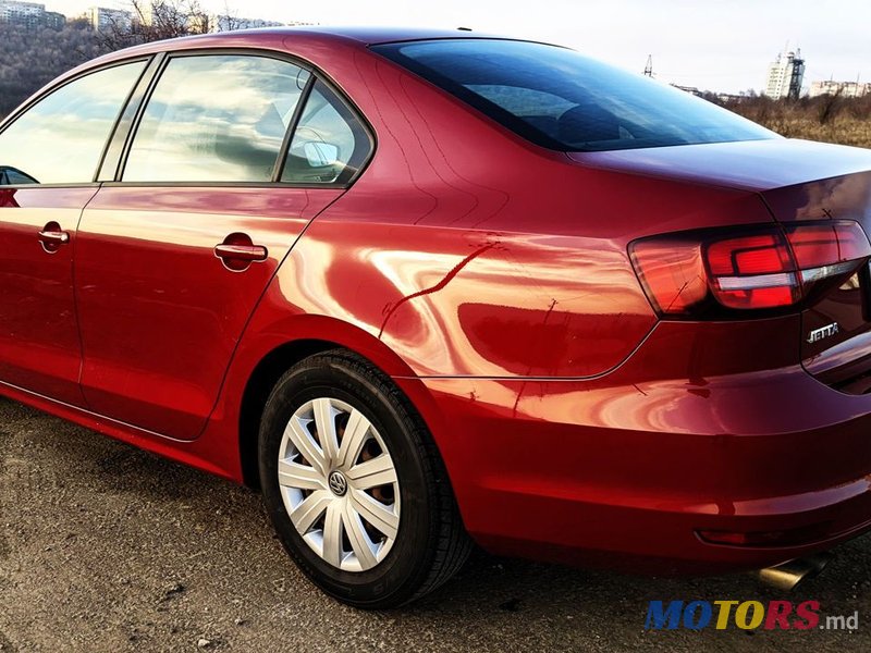 2015' Volkswagen Jetta photo #2