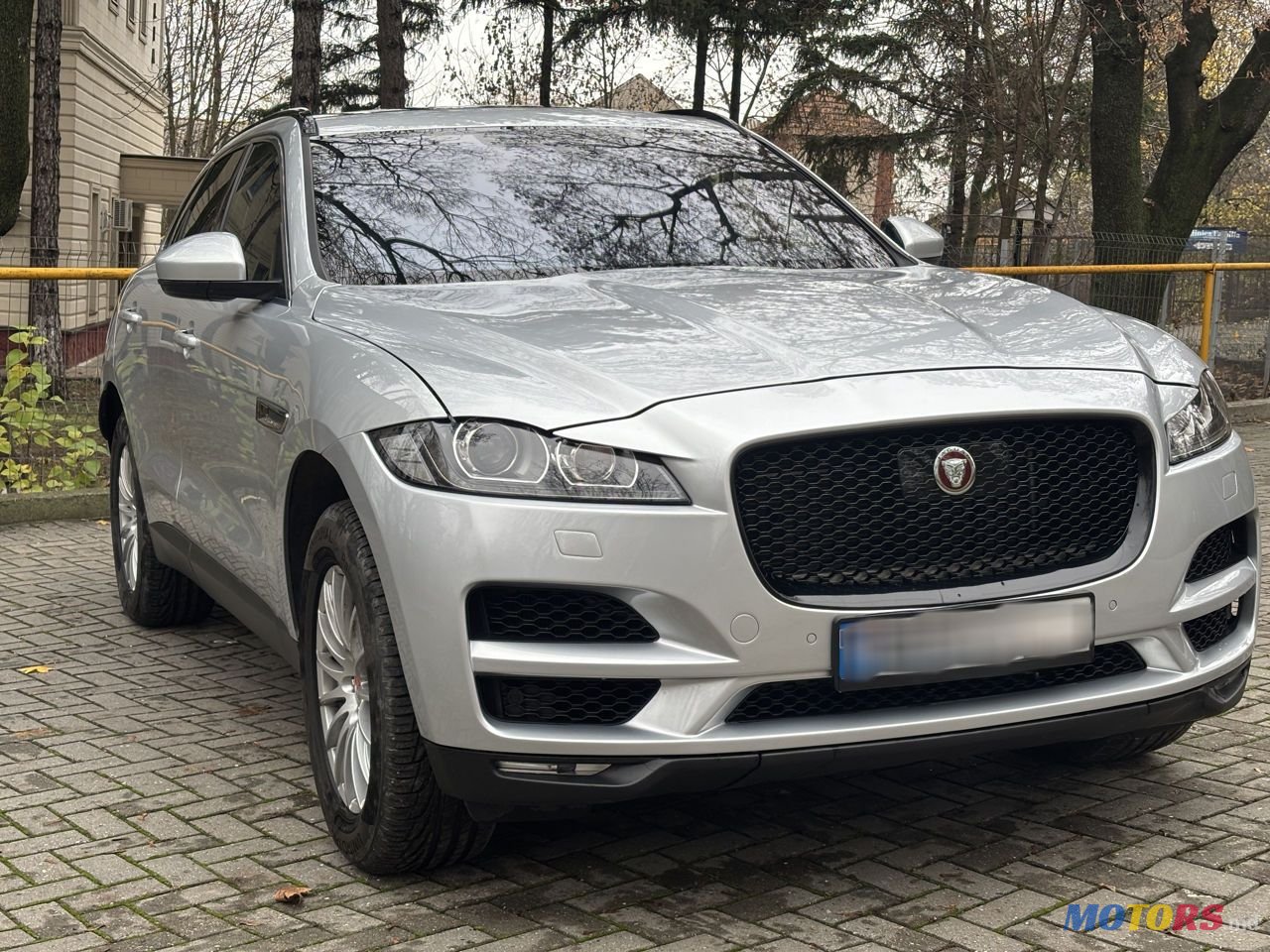2018' Jaguar F-Pace photo #3