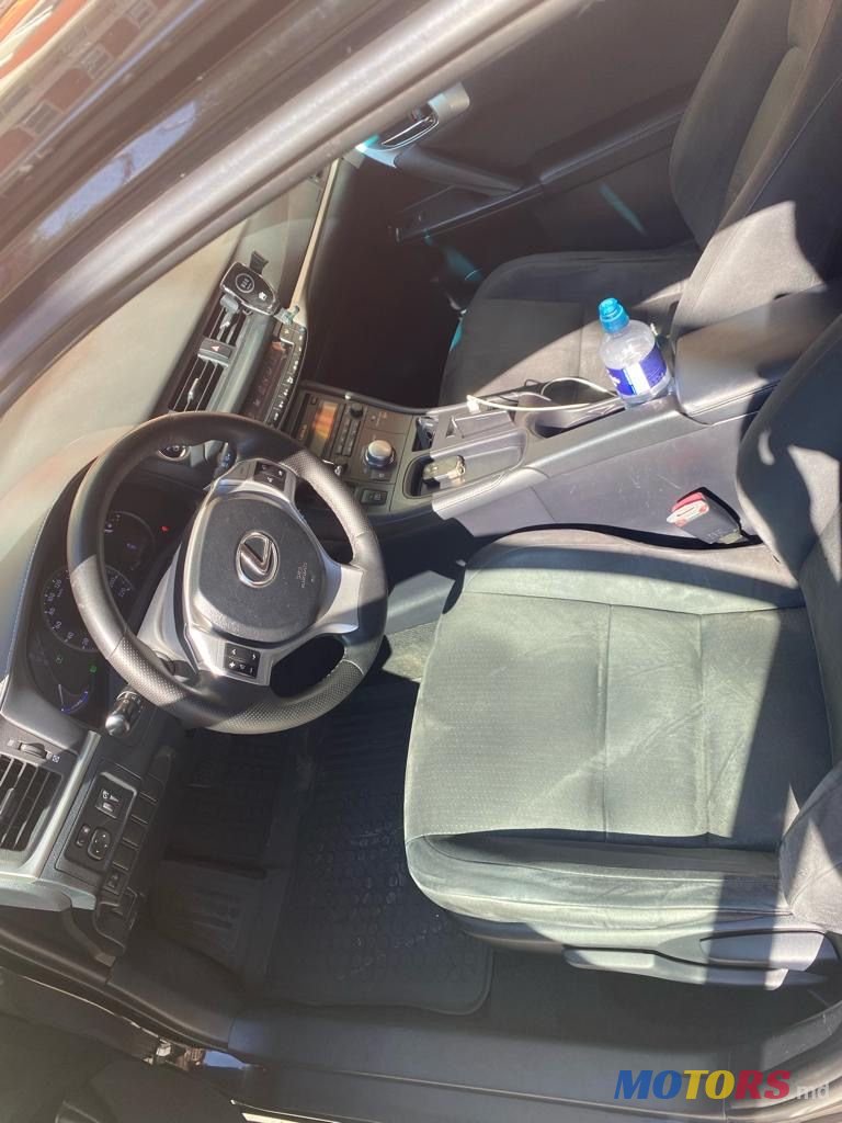 2012' Lexus Ct Series photo #6