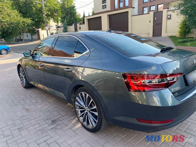 2019' Skoda Superb photo #2