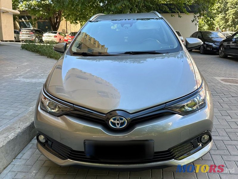 2018' Toyota Auris photo #3