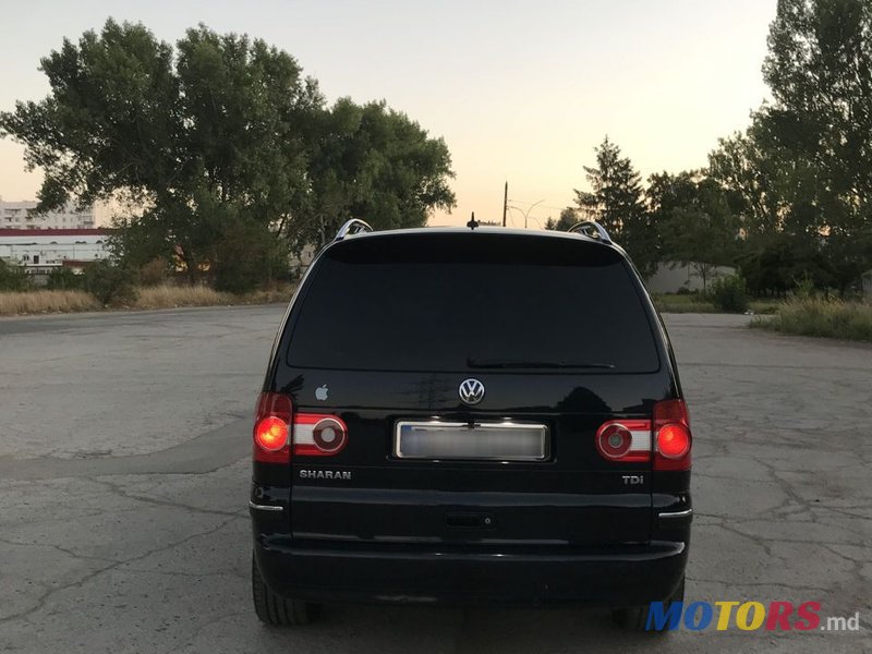 2006' Volkswagen Sharan photo #6