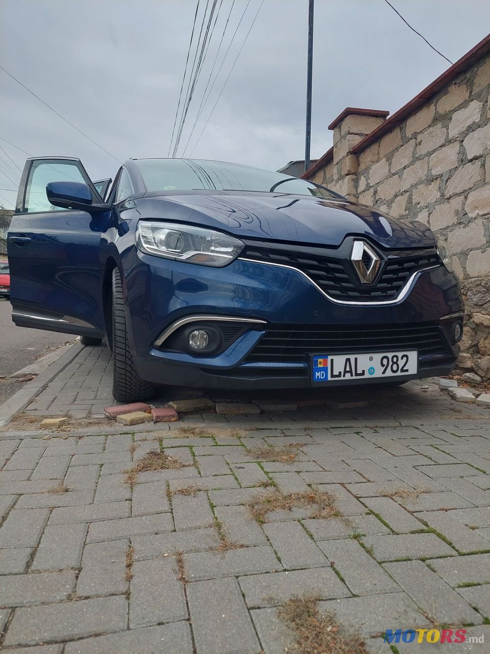 2017' Renault Grand Scenic photo #1
