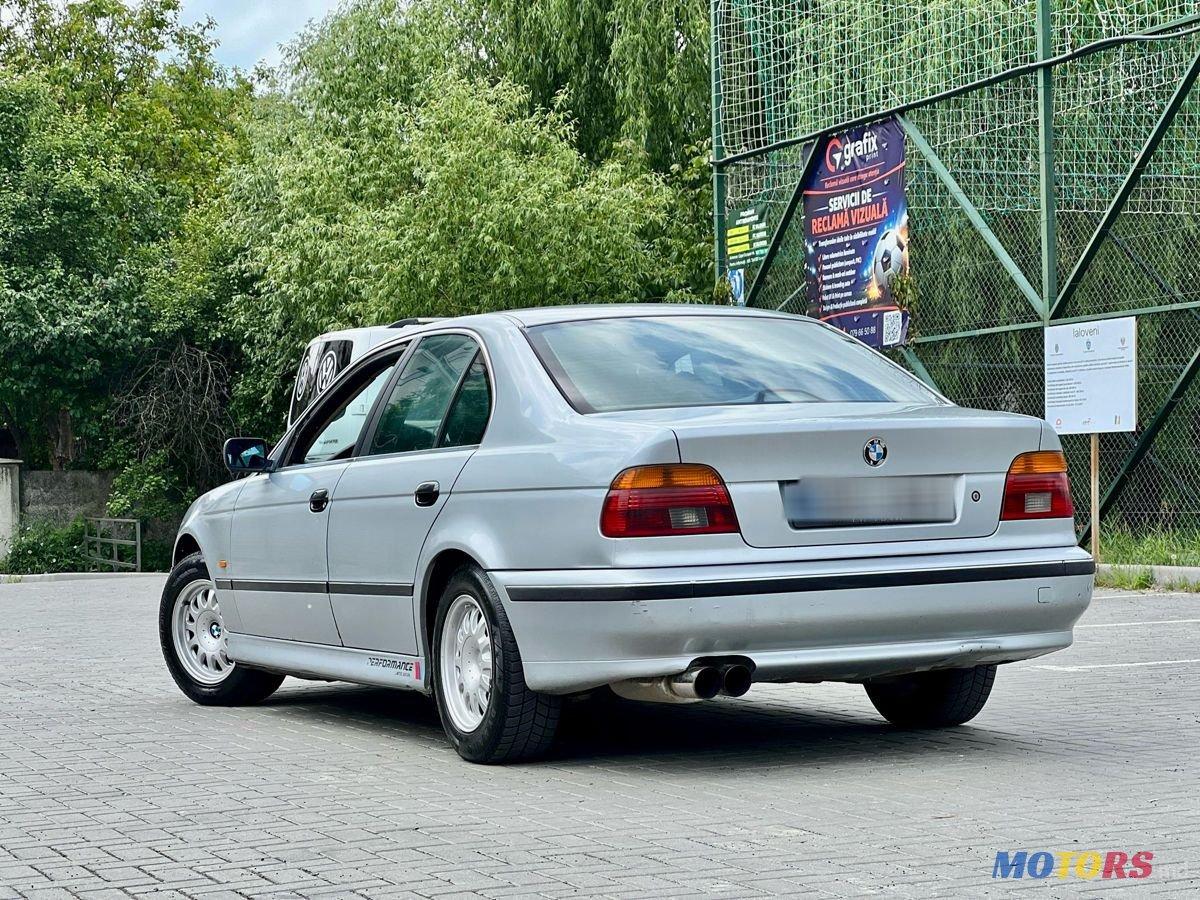 2000' BMW 5 Series photo #3