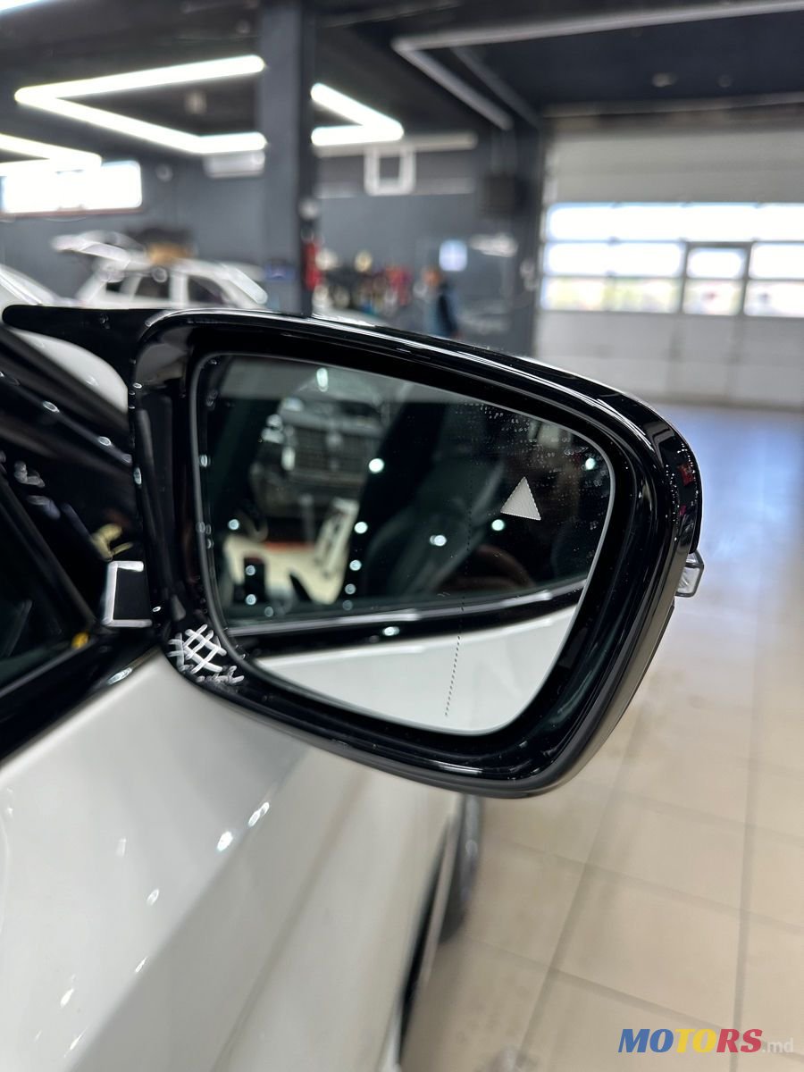 2018' BMW 5 Series photo #3