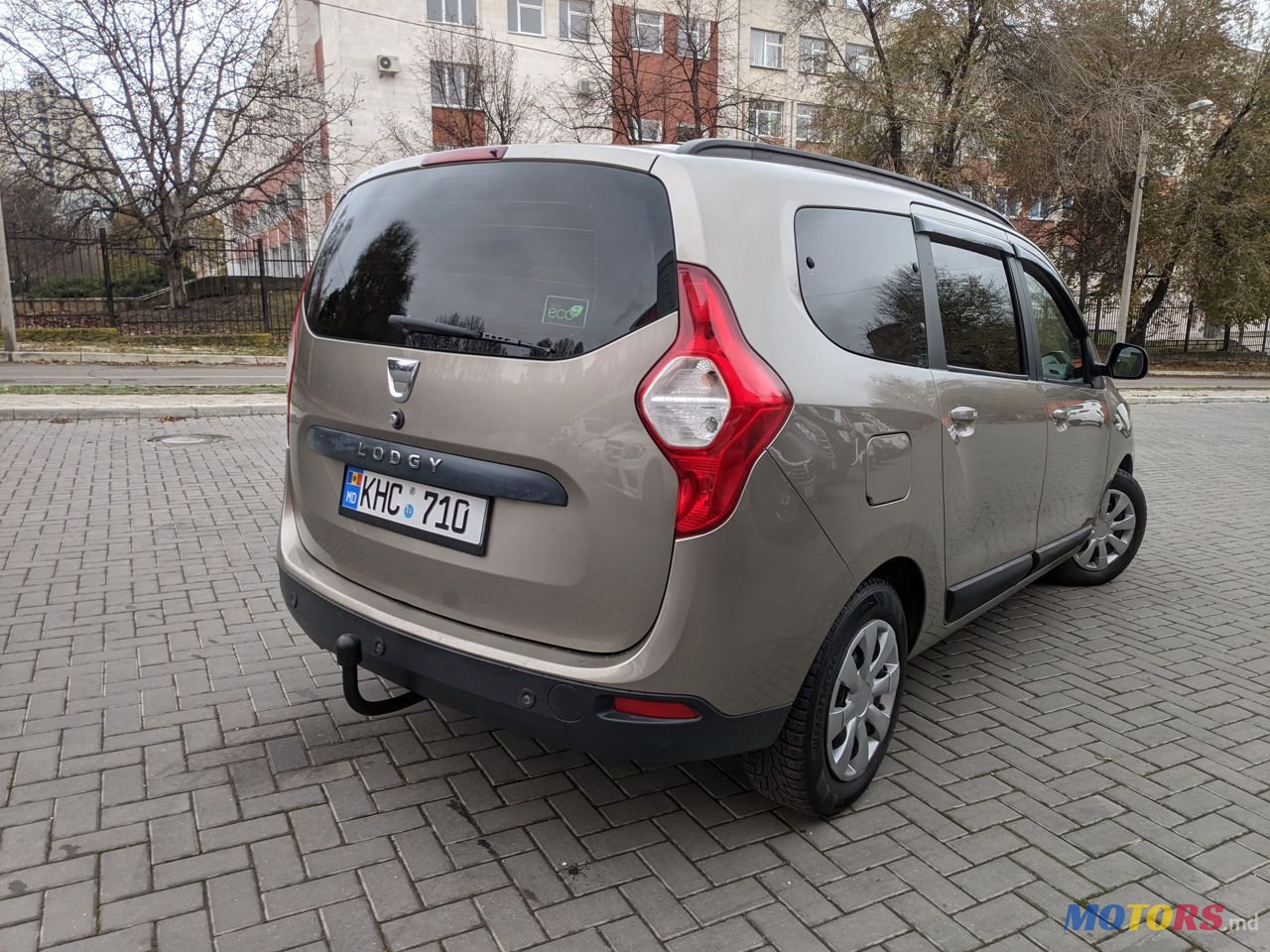 2012' Dacia Lodgy photo #2