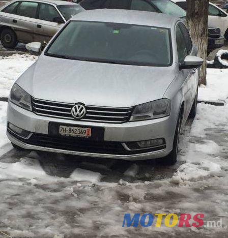 2010' Volkswagen Passat photo #1