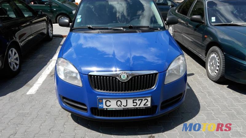 2009' Skoda Fabia photo #2