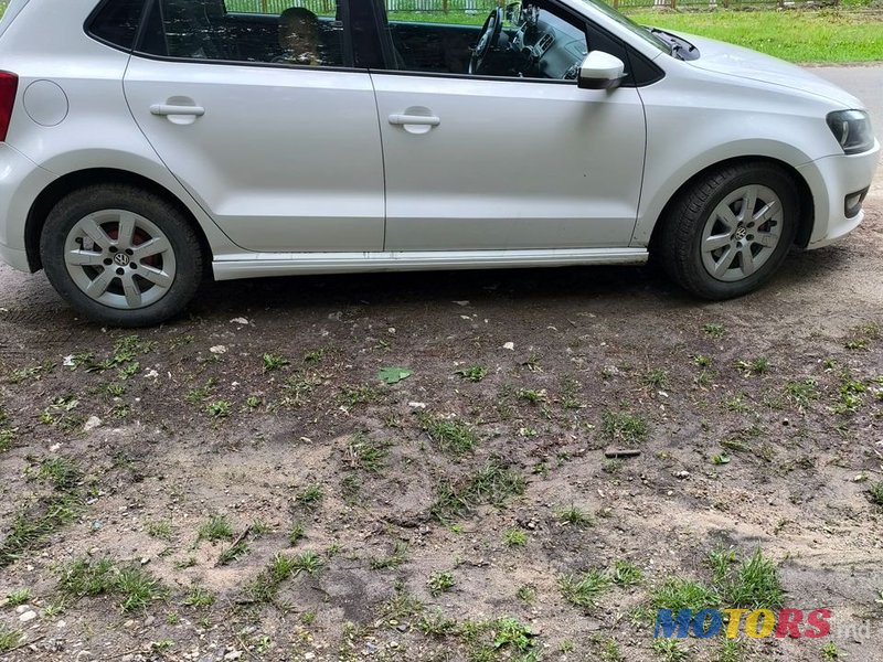 2012' Volkswagen Polo photo #4