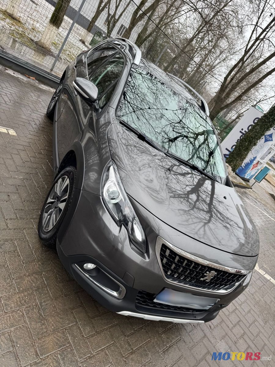 2019' Peugeot 2008 photo #5