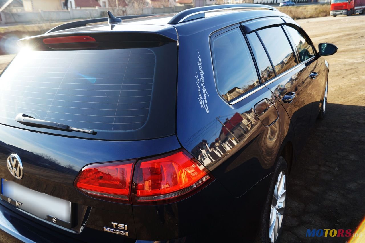 2015' Volkswagen Golf photo #4