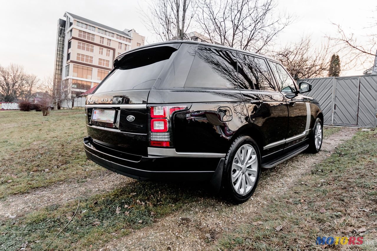 2015' Land Rover Range Rover photo #3