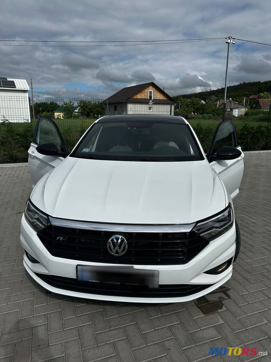 2018' Volkswagen Jetta photo #2