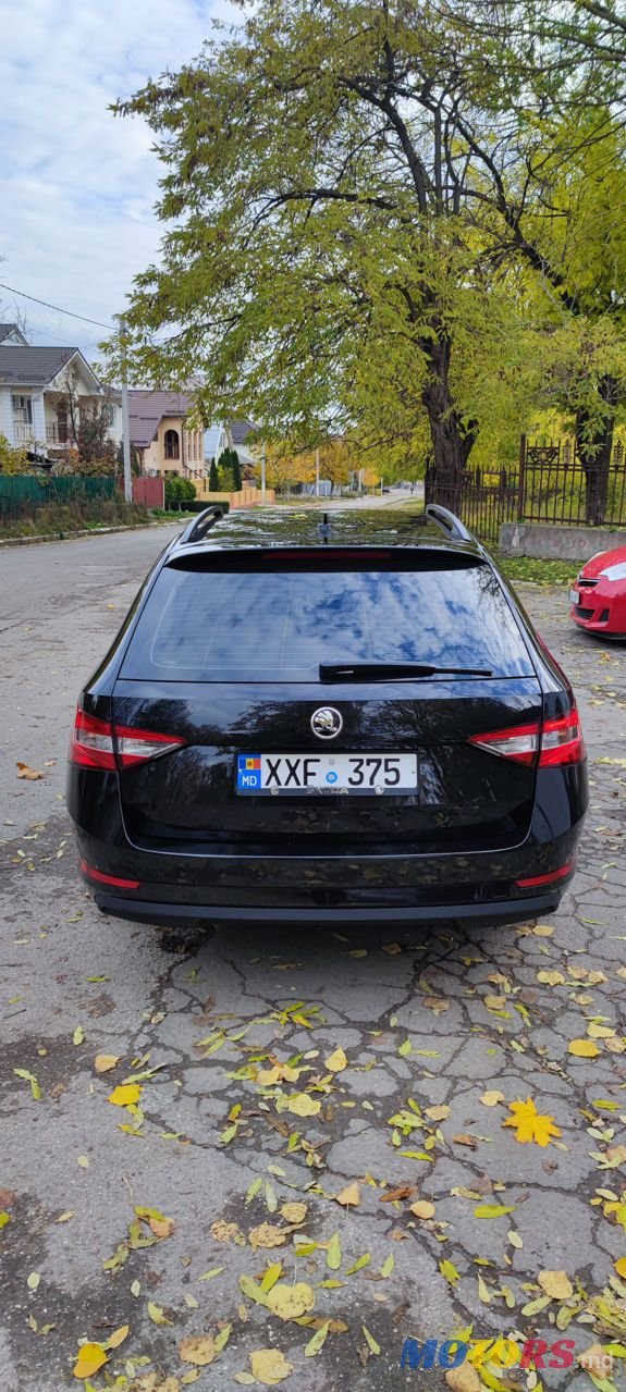 2016' Skoda Superb photo #6